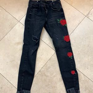ZARA stretchy black distressed jeans with roses